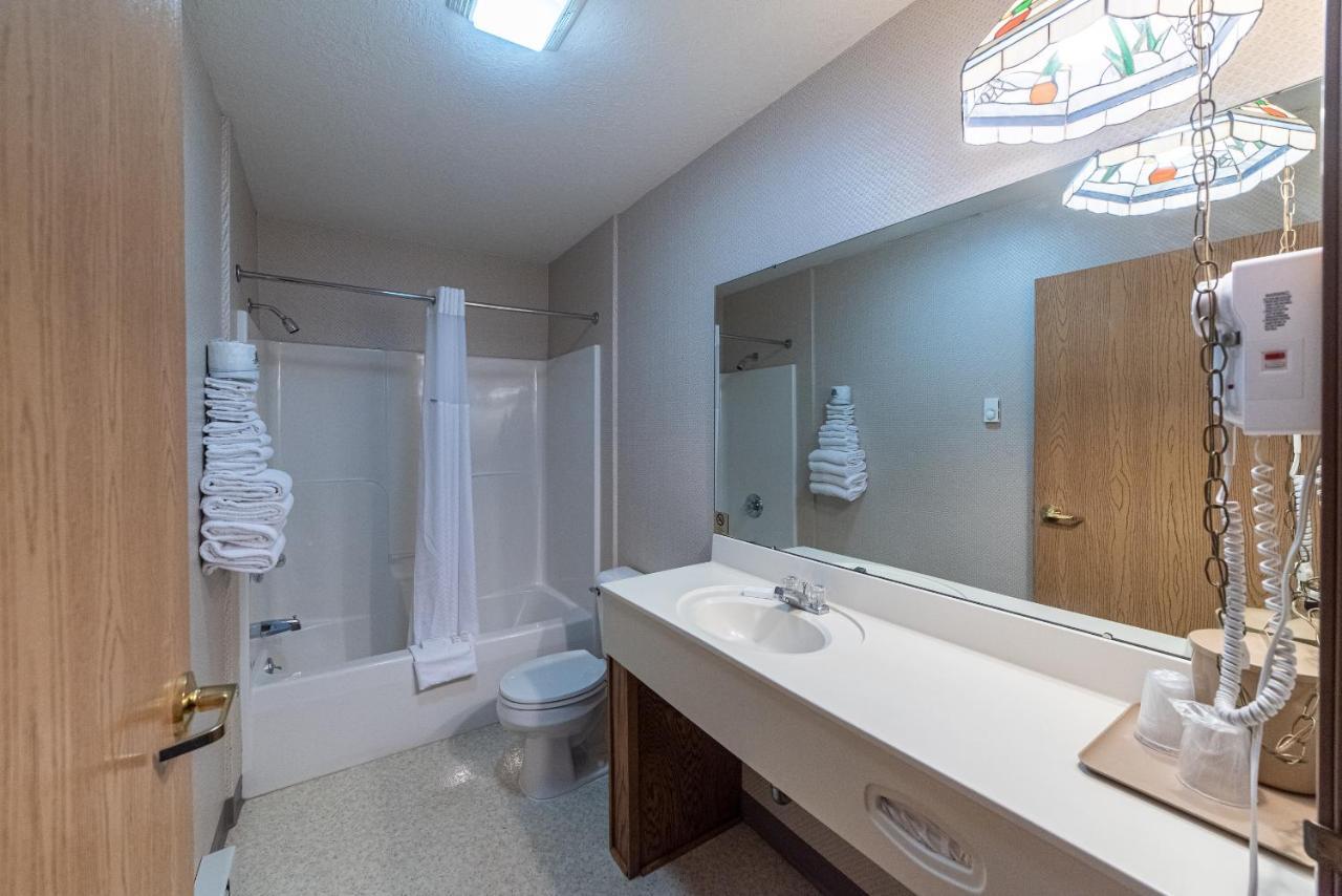 Brimley Willabee'S Motel מראה חיצוני תמונה